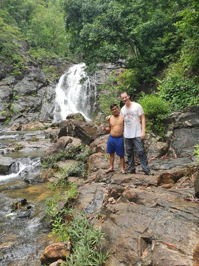 Bee Bee'S Chalets Home Stay And Trekking Banlung Extérieur photo